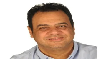 أبرز محطات المسيرة الفنية للمخرج الراحل أحمد عاطف درة في الدراما والسينما